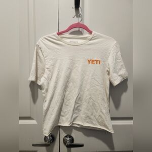YETI White T-Shirt with Orange Logo Guc